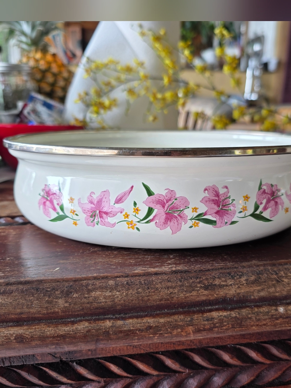 10" Normandy Lily EnamelWear Pan Pink Lilly Cookware 1970's Taiwan